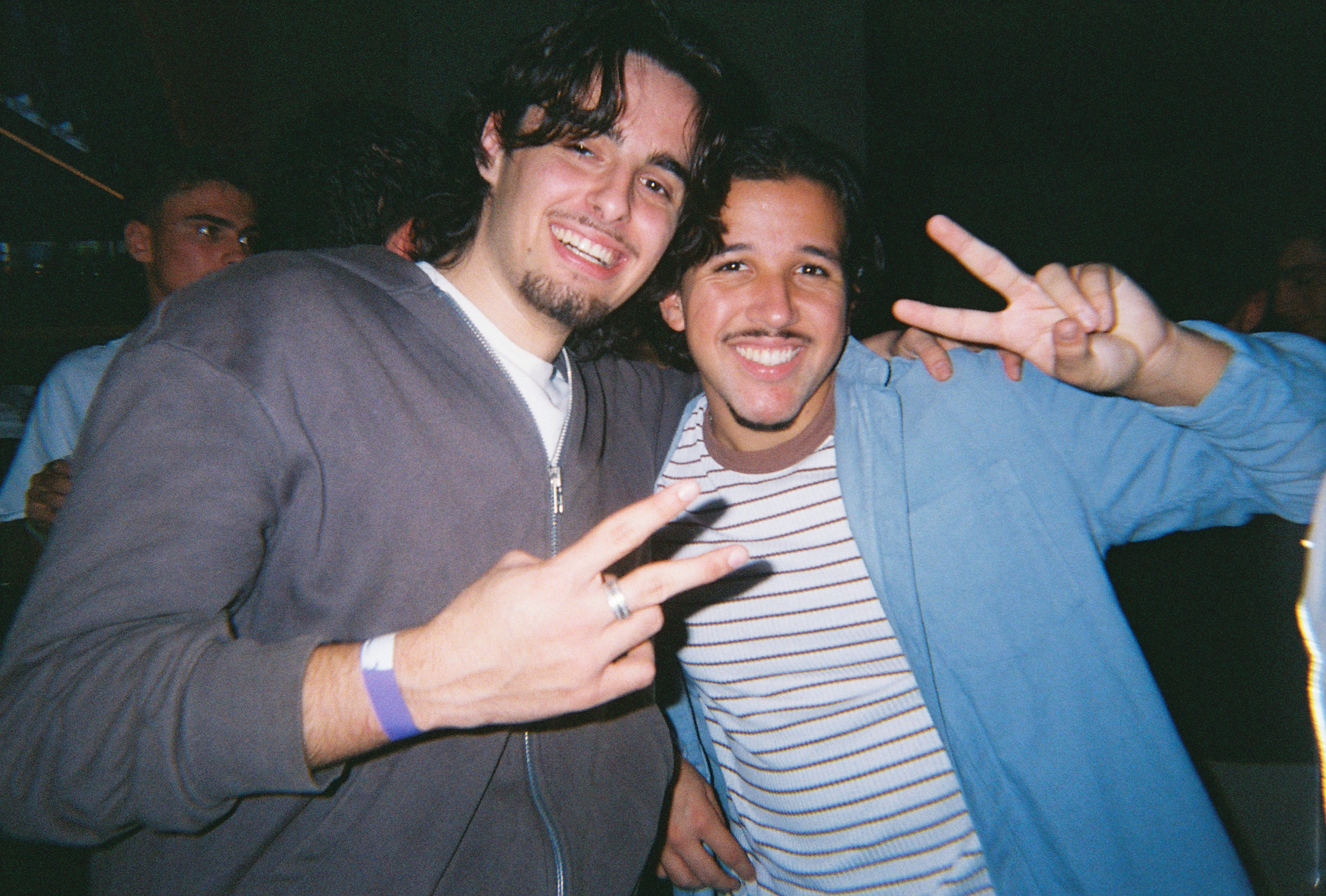 Photos 13.11 dispo !
